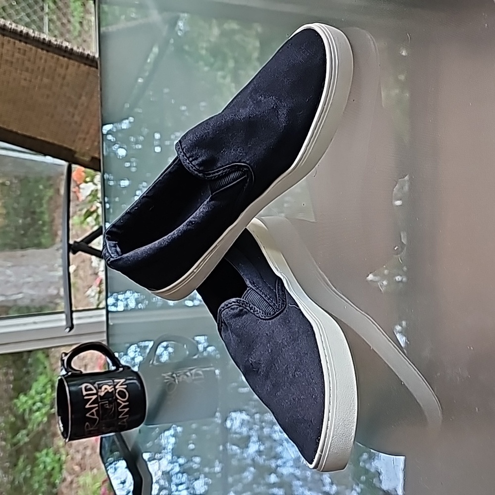 Old Navy 1994 Black Canvas Slip on Tennis Shoes Sneakers Sz 8
